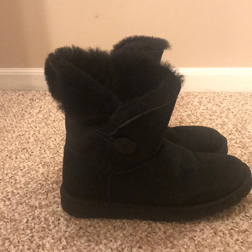 Black ugg boots size 9 with button